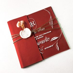 Convite Acrílico Luxo com Lacre Floral